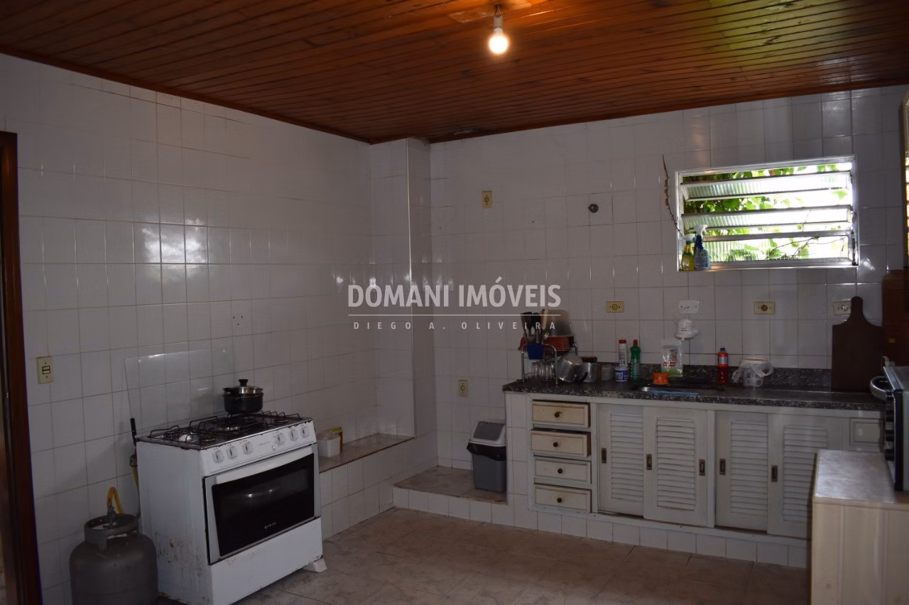 Casa de 305 m² em Campos do Jordão, SP
