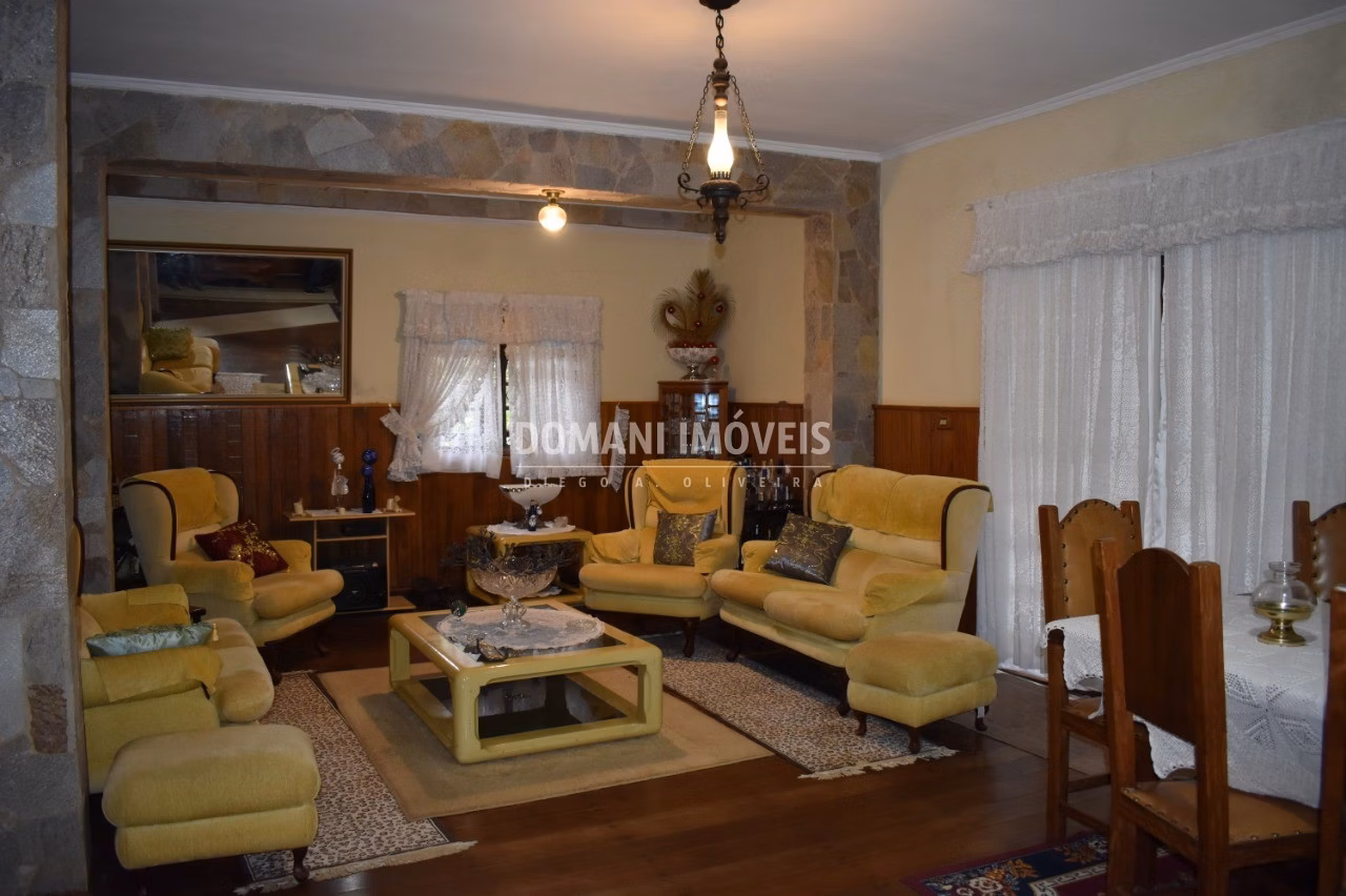 House of 2,460 m² in Campos do Jordão, SP, Brazil