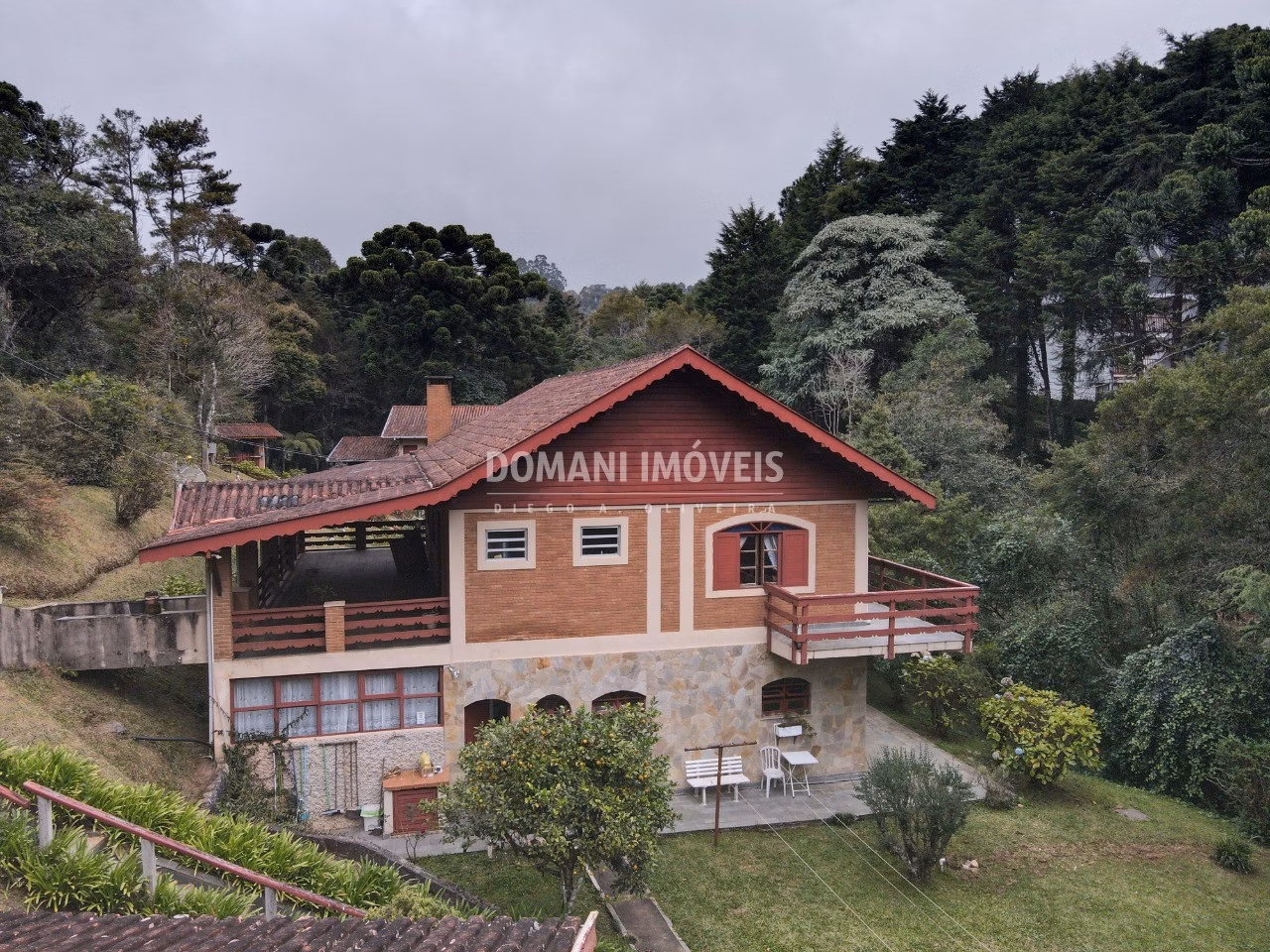 House of 2,460 m² in Campos do Jordão, SP, Brazil