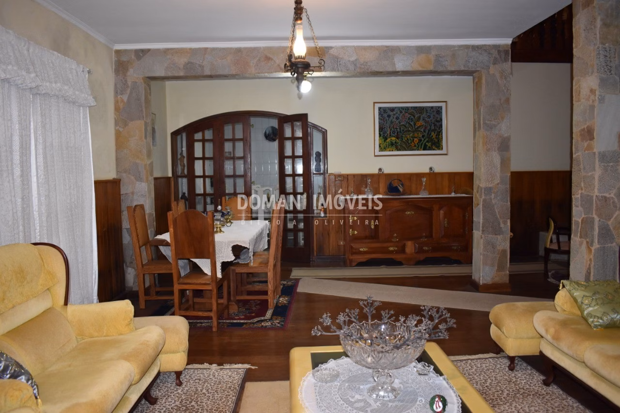 House of 2,460 m² in Campos do Jordão, SP, Brazil