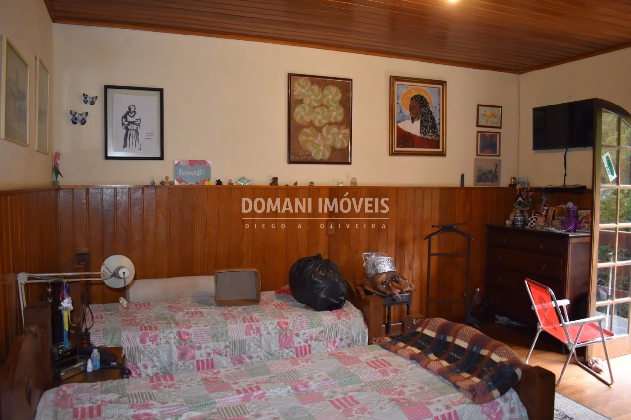 Casa de 2.460 m² em Campos do Jordão, SP