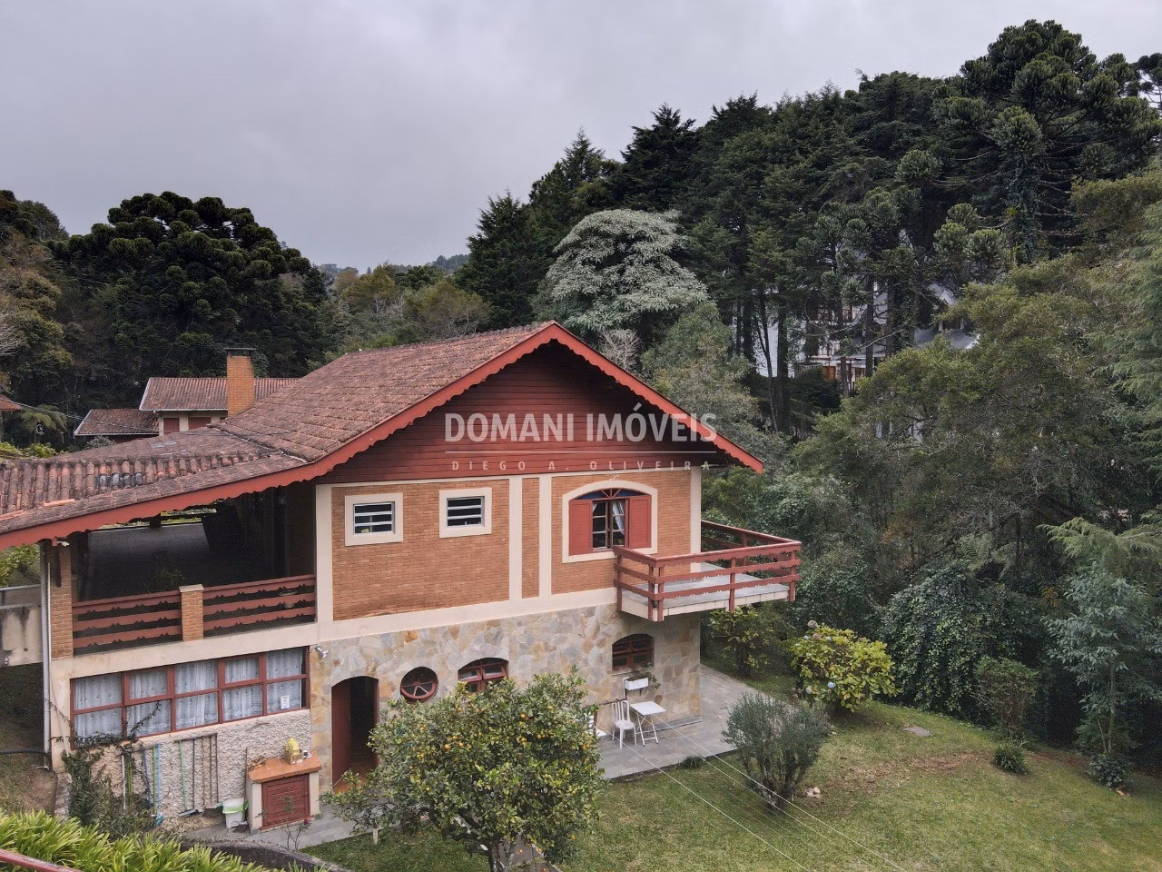 House of 2,460 m² in Campos do Jordão, SP, Brazil