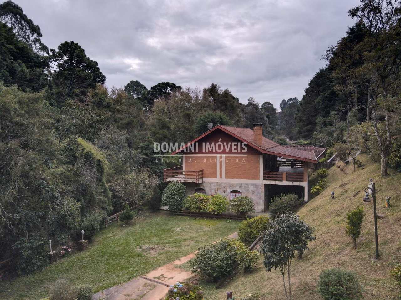 House of 2,460 m² in Campos do Jordão, SP, Brazil