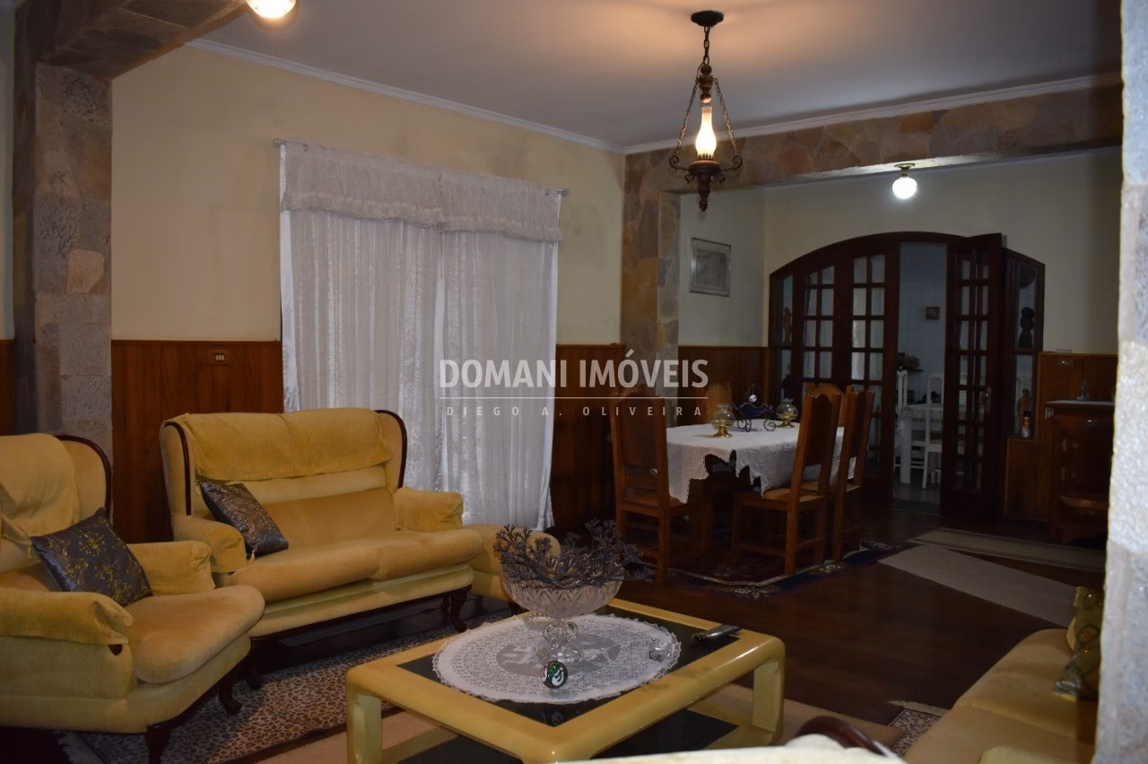 House of 2,460 m² in Campos do Jordão, SP, Brazil
