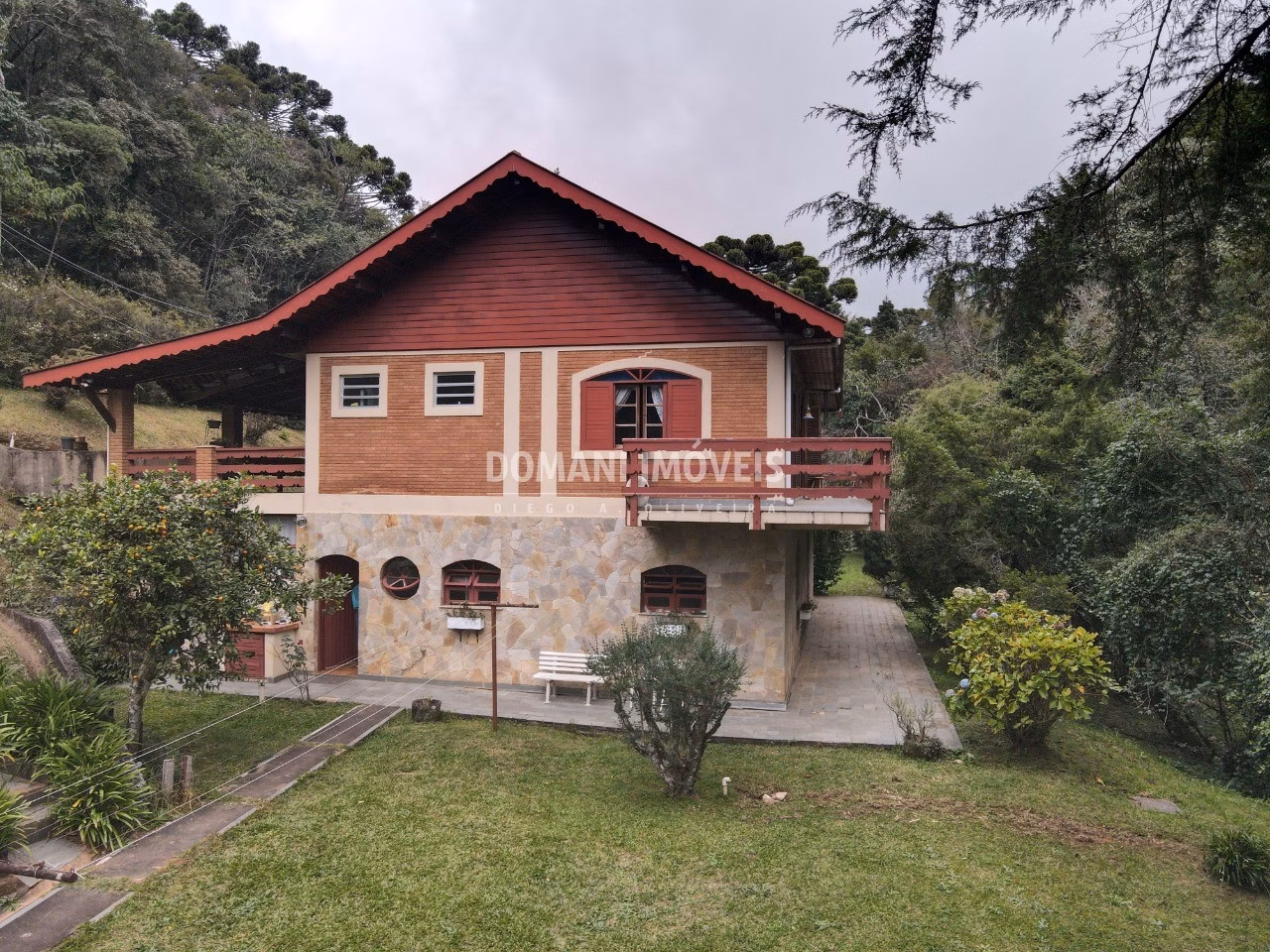 House of 2,460 m² in Campos do Jordão, SP, Brazil