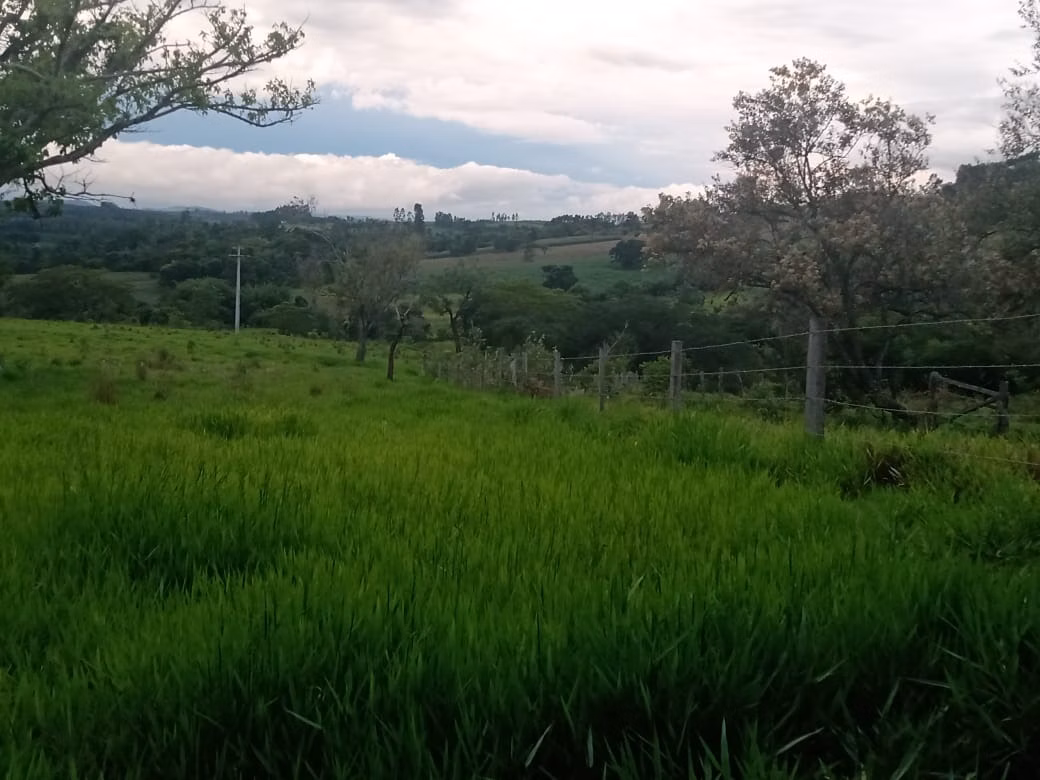 Sítio de 34 ha em Angatuba, SP