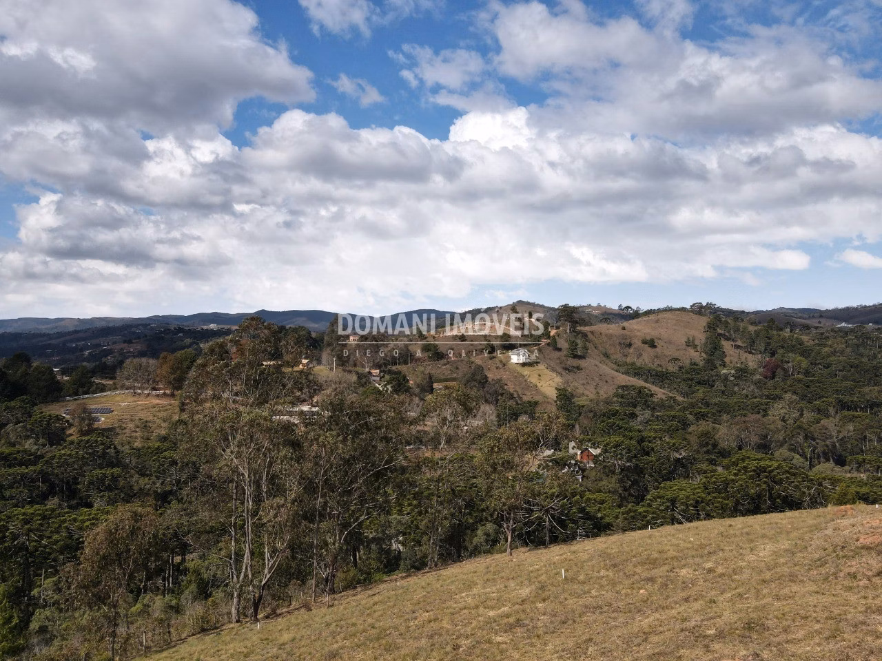 House of 1,000 m² in Campos do Jordão, SP, Brazil