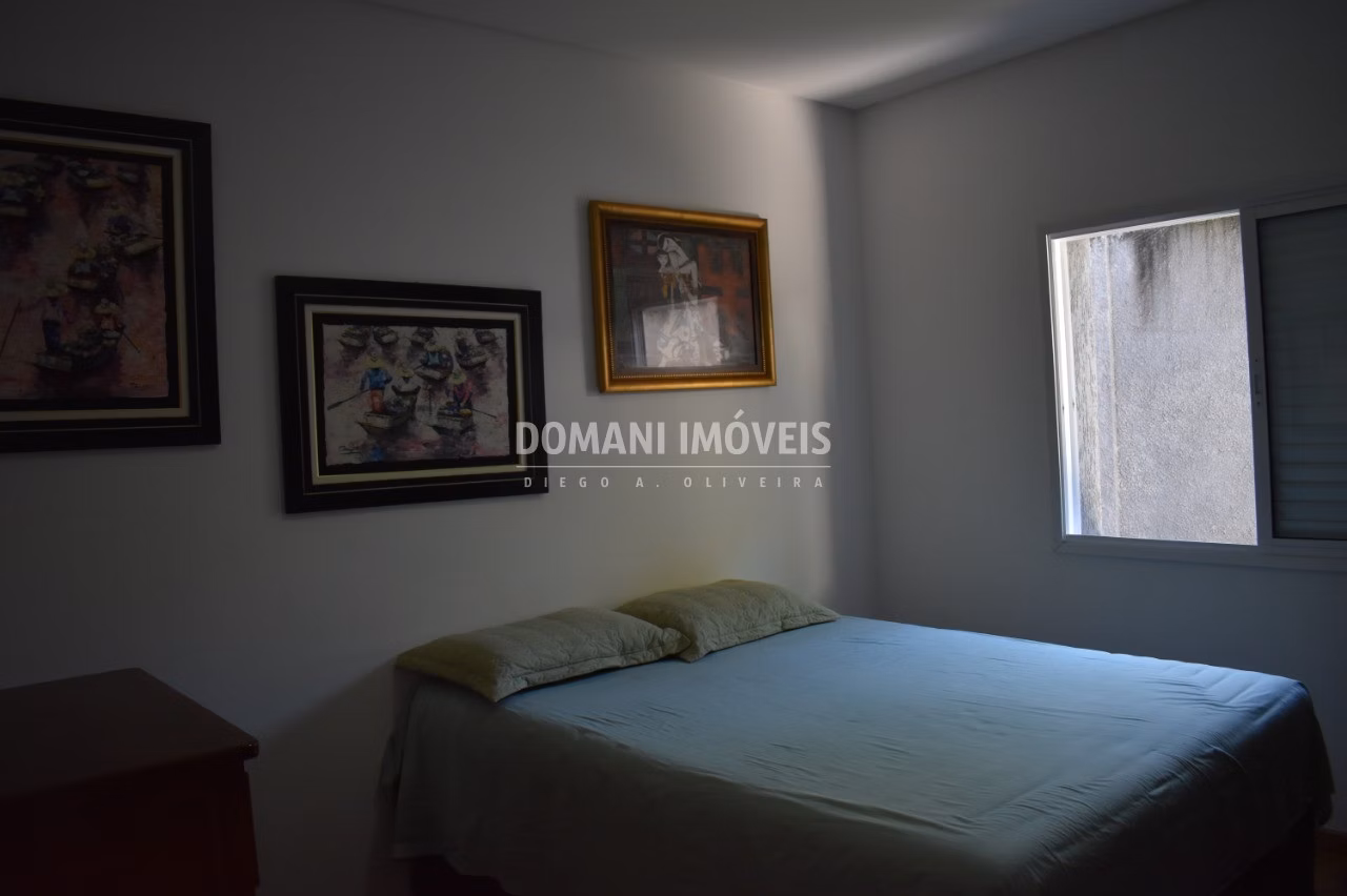 Casa de 690 m² em Campos do Jordão, SP
