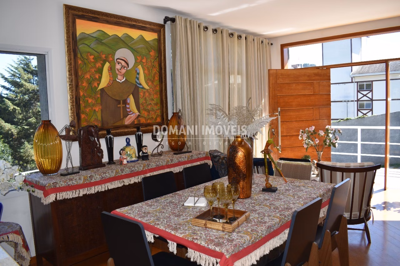 House of 690 m² in Campos do Jordão, SP, Brazil