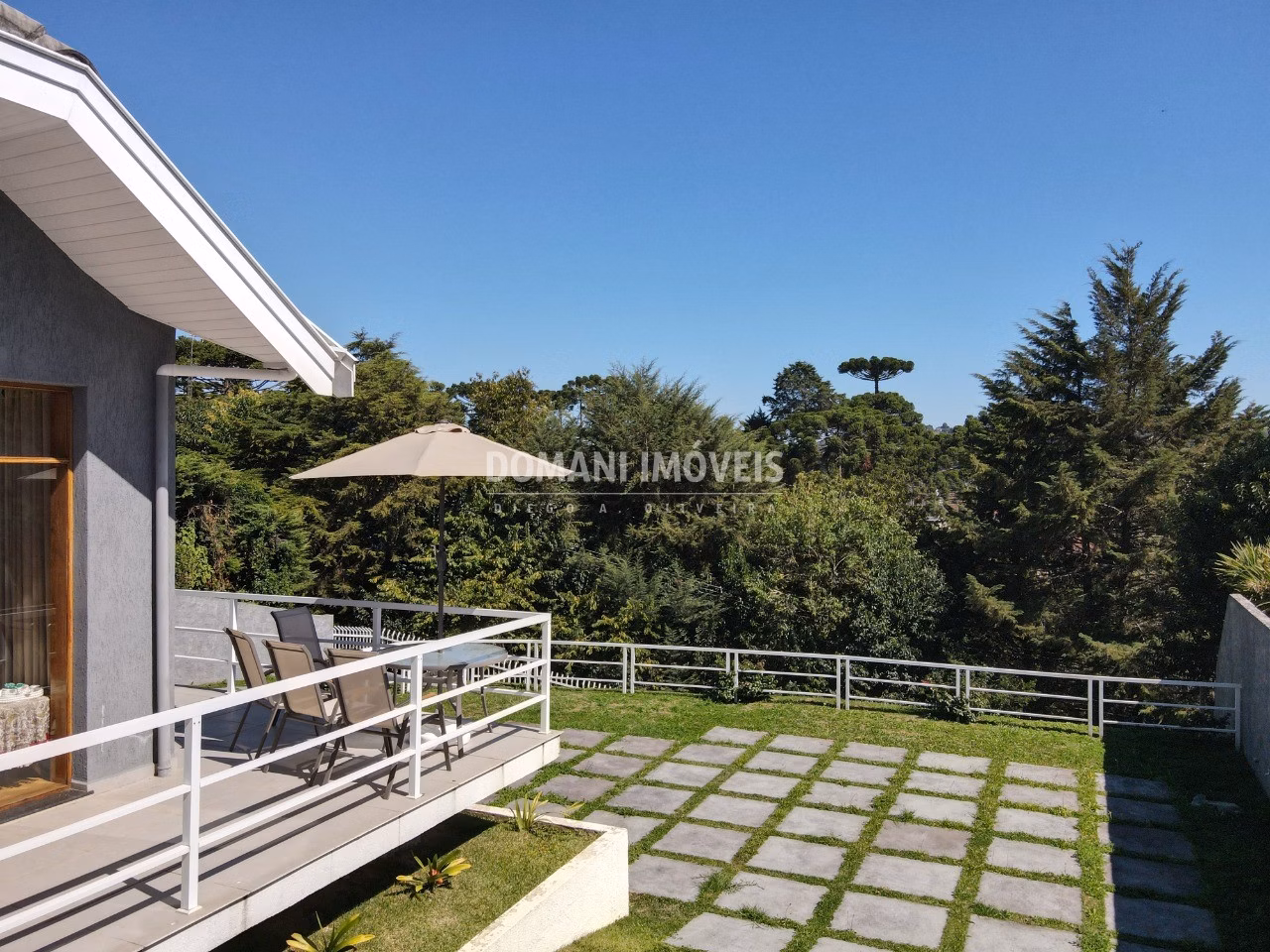 House of 690 m² in Campos do Jordão, SP, Brazil