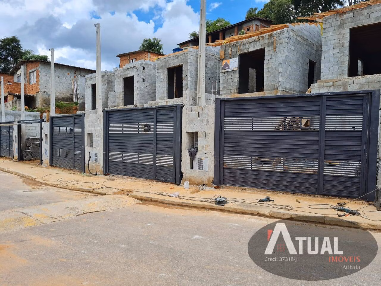 Casa de 225 m² em Mairiporã, SP