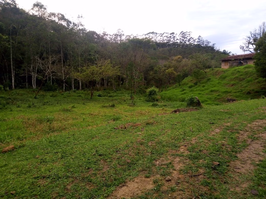 Sítio de 19 ha em Paraibuna, SP