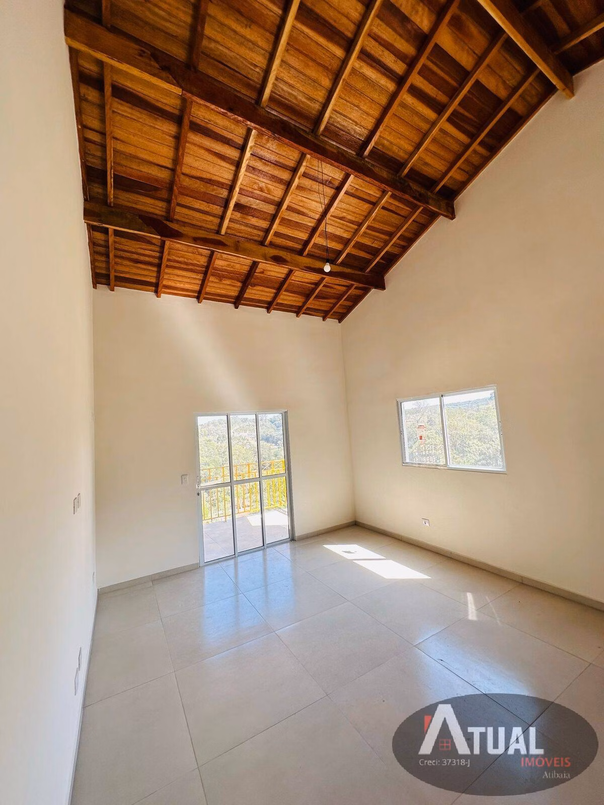 Chácara de 1.454 m² em Mairiporã, SP
