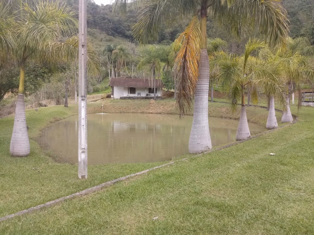 Sítio de 3 ha em Monteiro Lobato, SP