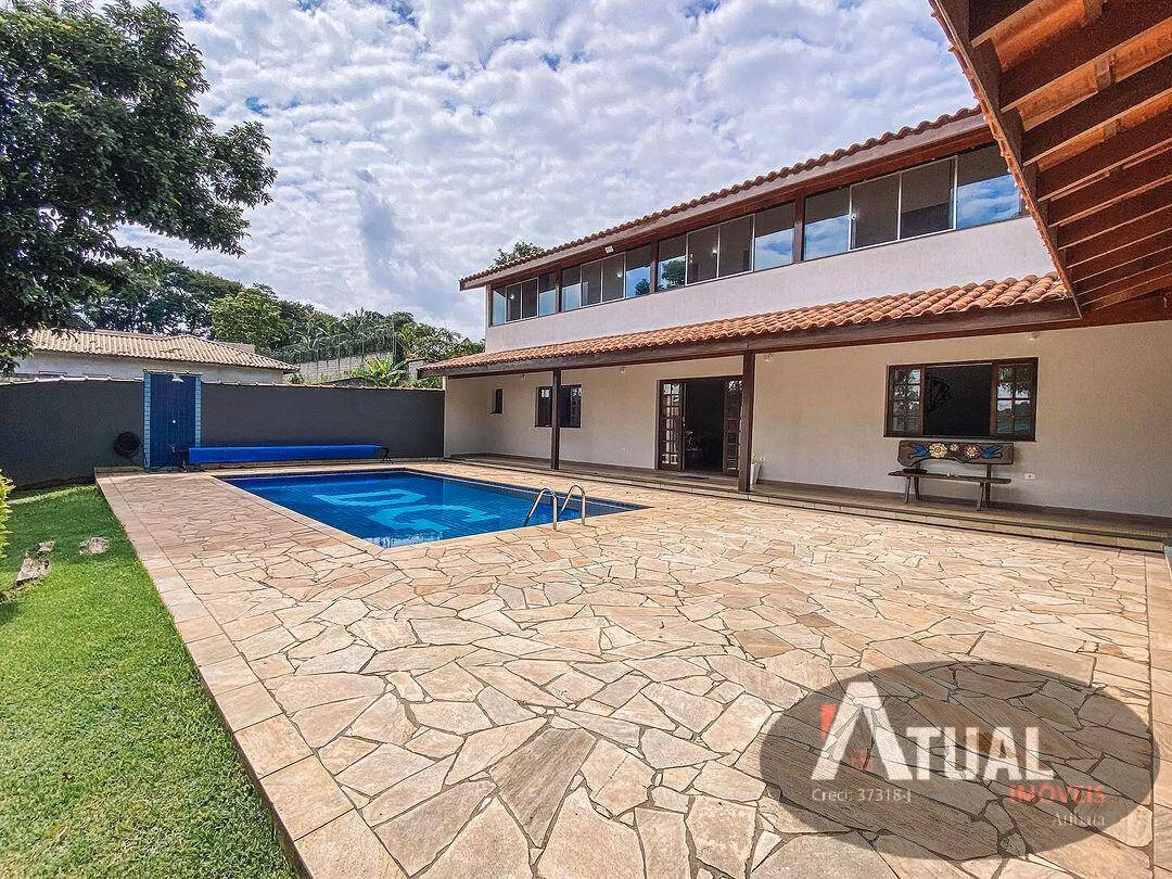 Casa de 800 m² em Piracaia, SP