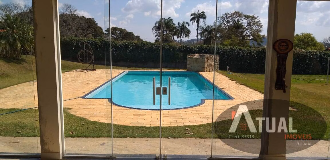 Casa de 1.700 m² em Piracaia, SP