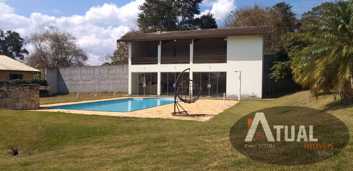 Casa de 1.700 m² em Piracaia, SP