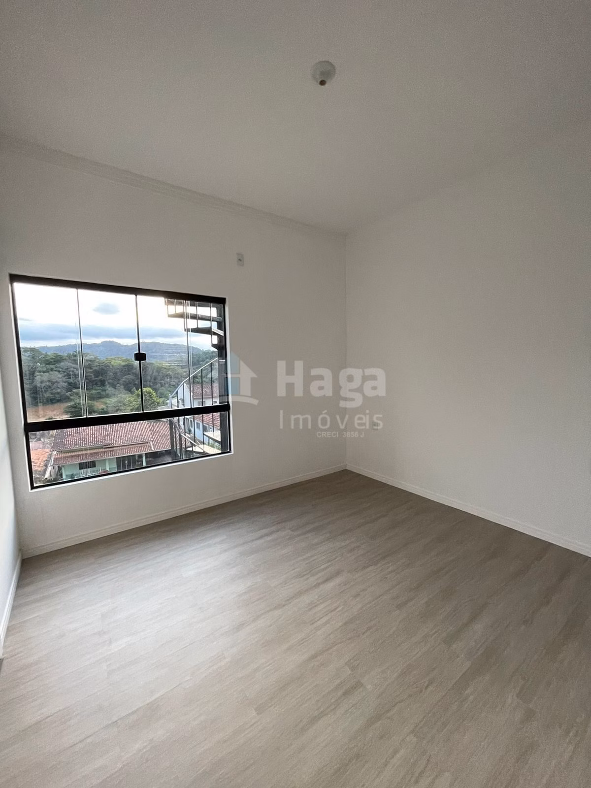 Casa de 90 m² em Brusque, SC