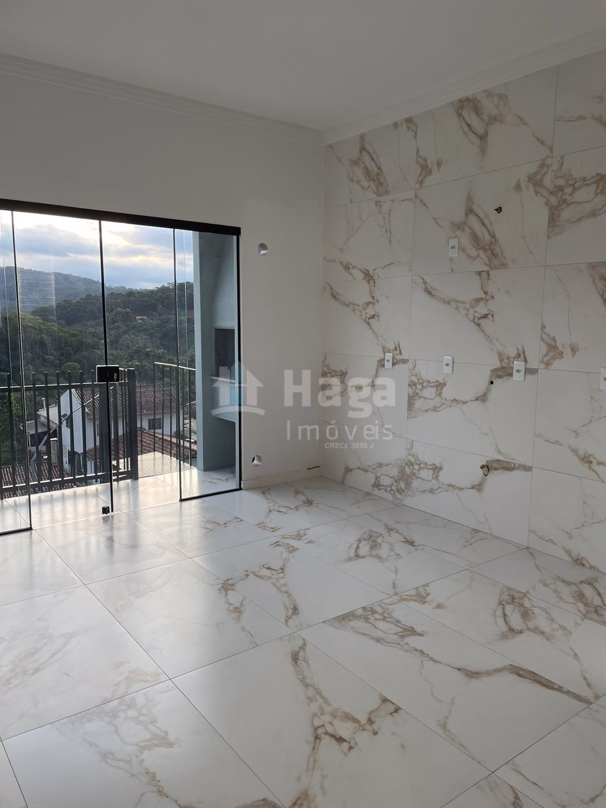 Casa de 90 m² em Brusque, SC