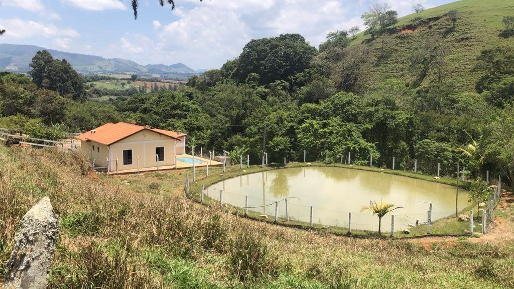 Sítio de 4 ha em Borda da Mata, MG