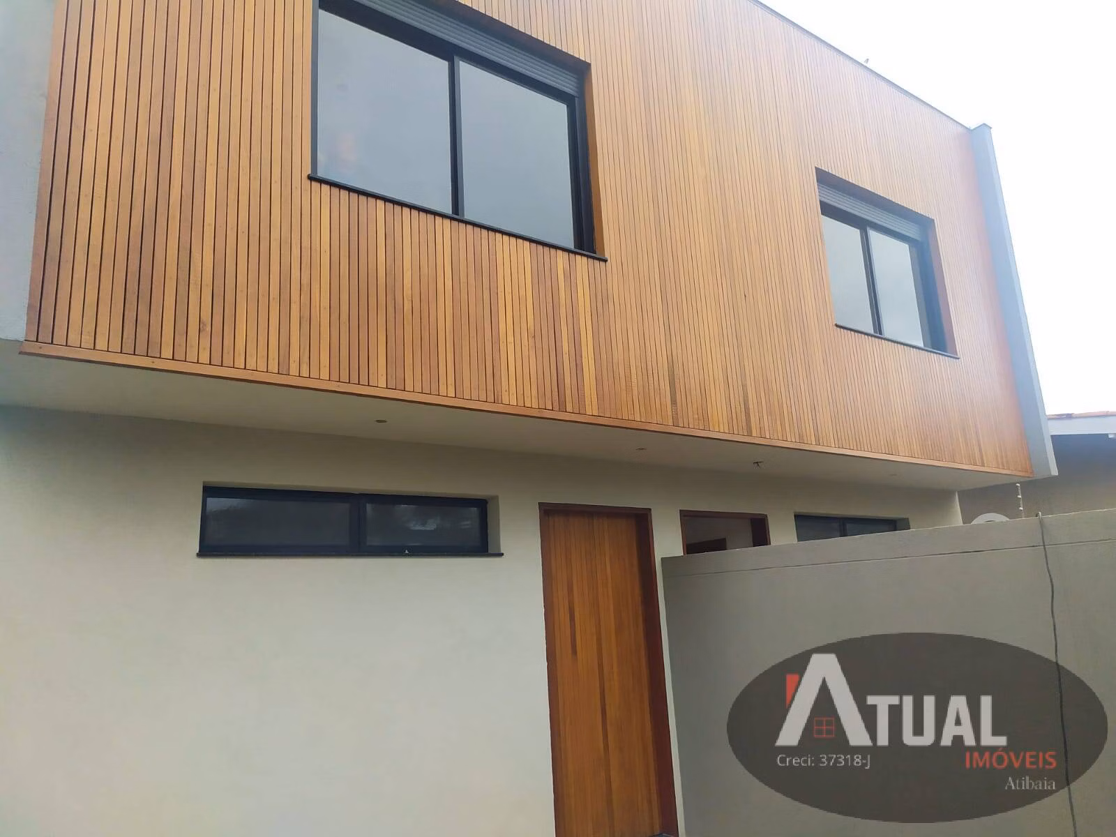 Casa de 180 m² em Atibaia, SP