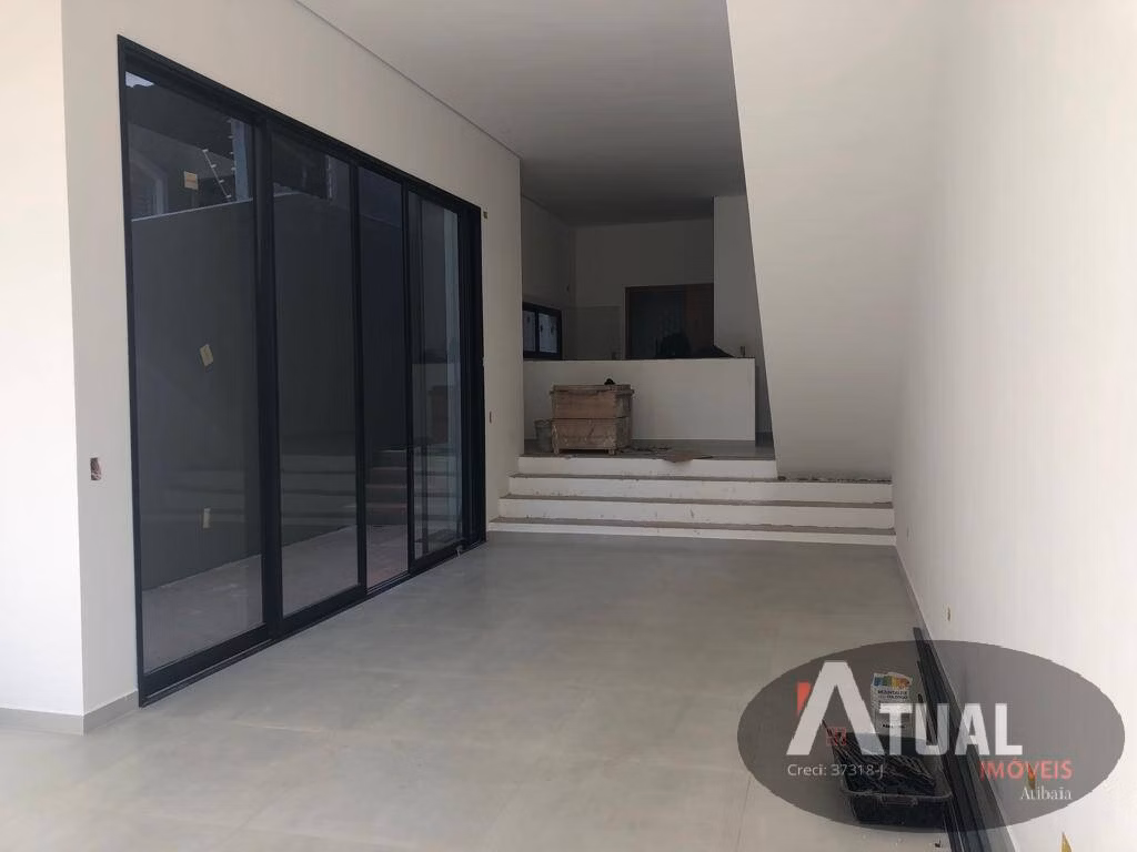 Casa de 180 m² em Atibaia, SP
