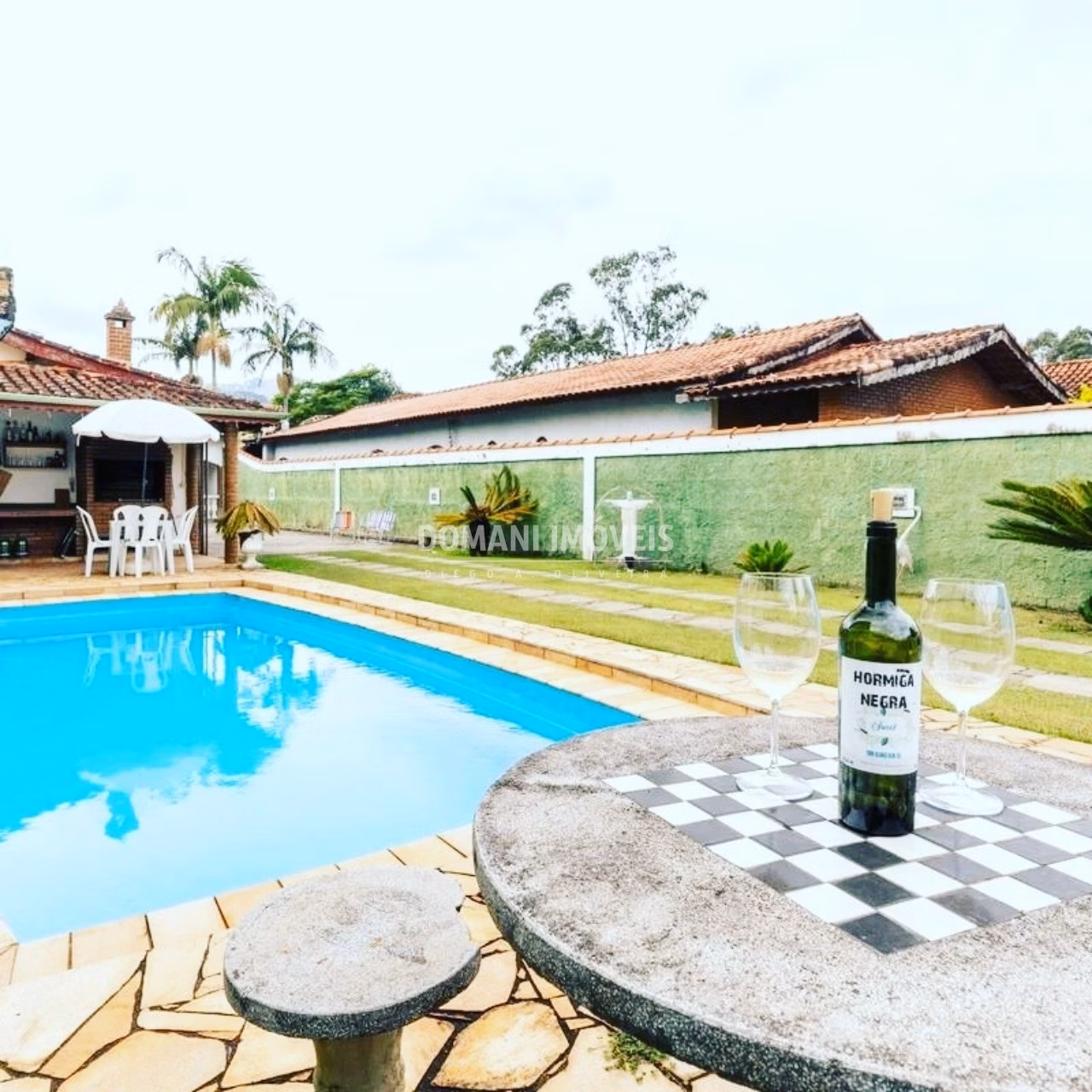 Casa de 930 m² em São Bento do Sapucaí, SP