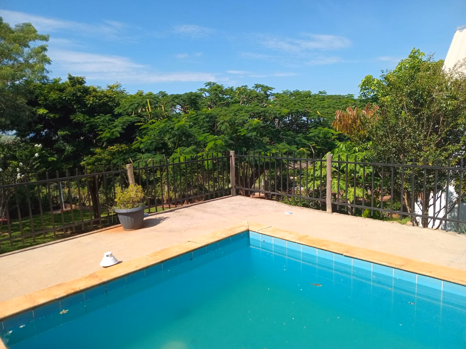 Pousada de 4.000 m² em Timburi, SP