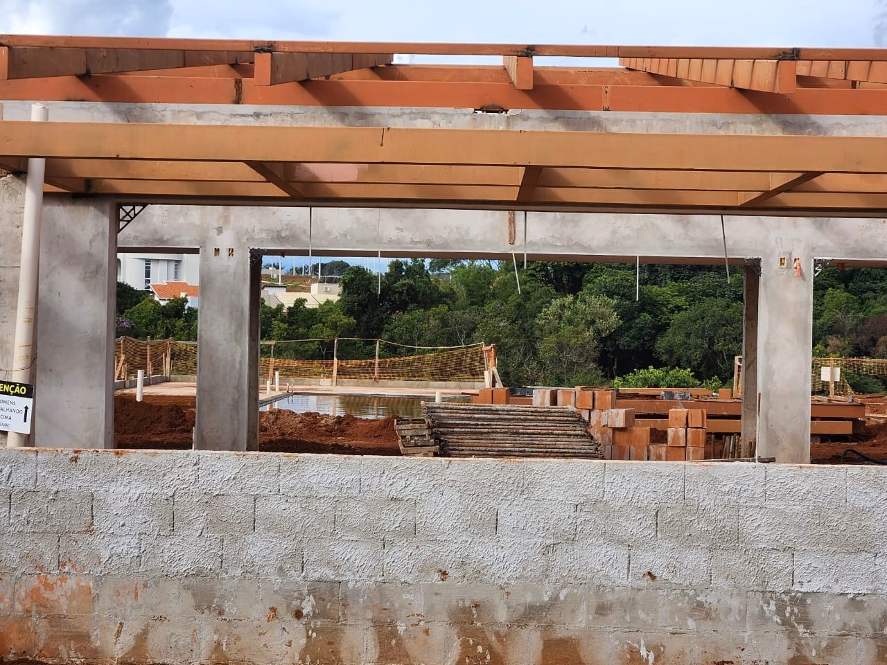 Terreno de 345 m² em Paulínia, SP