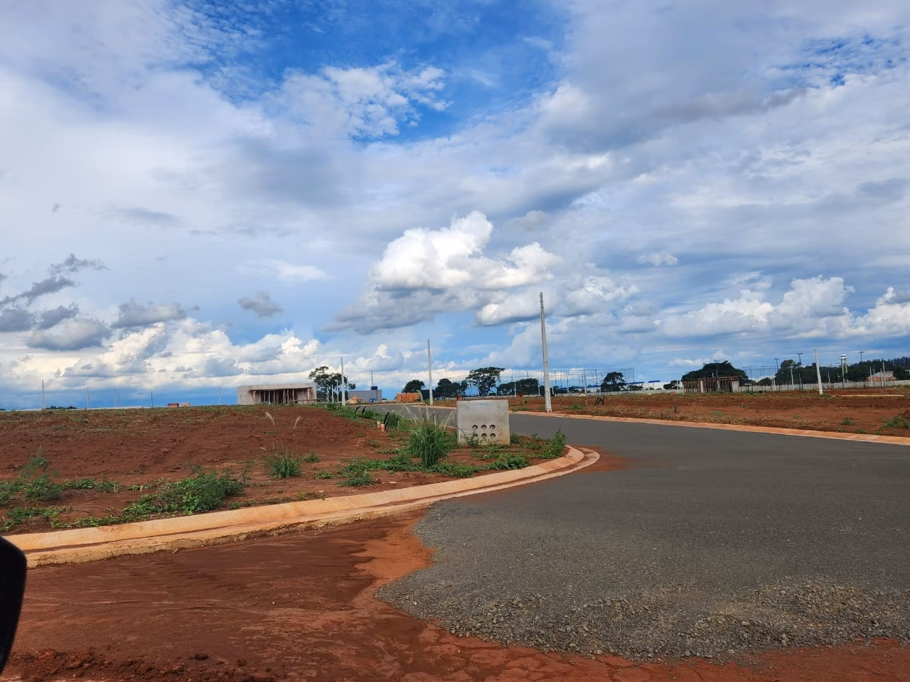 Terreno de 345 m² em Paulínia, SP