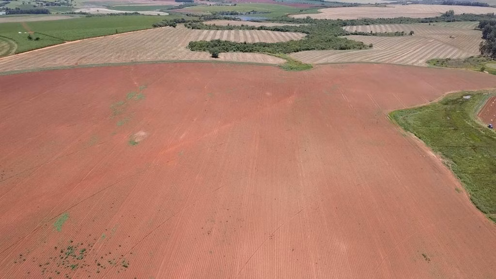 Fazenda de 138 ha em Itaí, SP