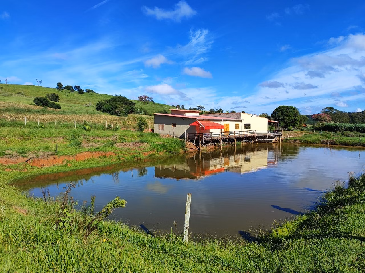 Sítio de 75 ha em Angatuba, SP