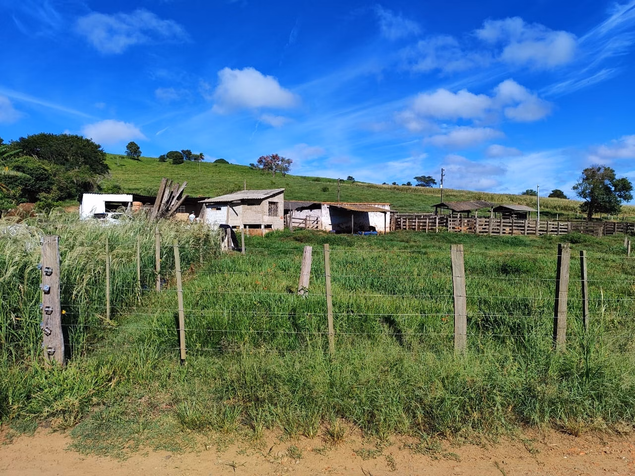 Sítio de 75 ha em Angatuba, SP