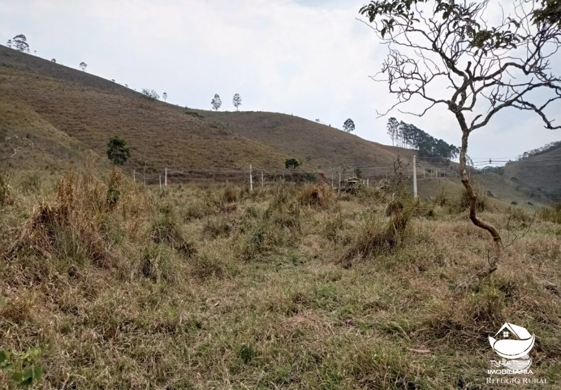 Sítio de 19 ha em Monteiro Lobato, SP