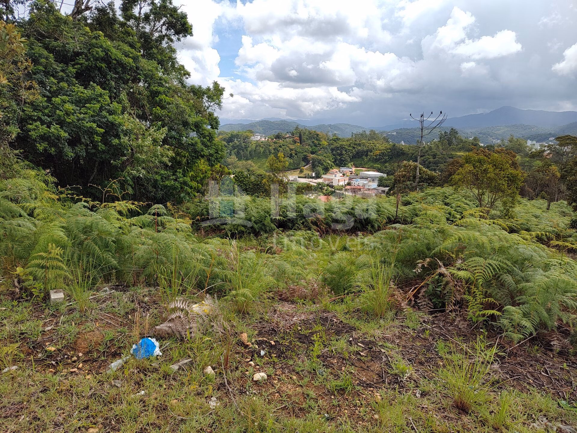 Terreno de 418 m² em Brusque, SC