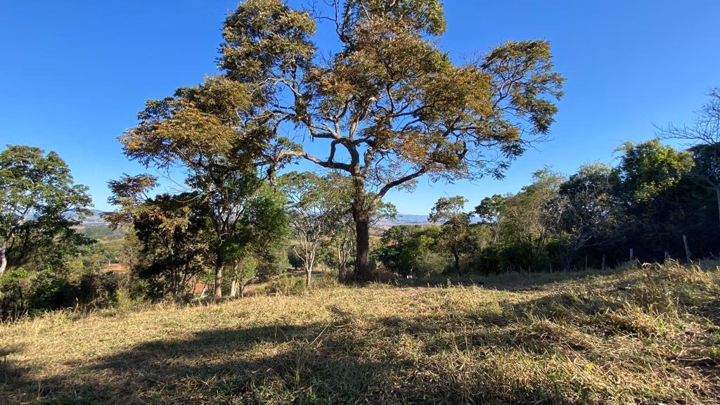 Sítio de 3 ha em Estiva, MG