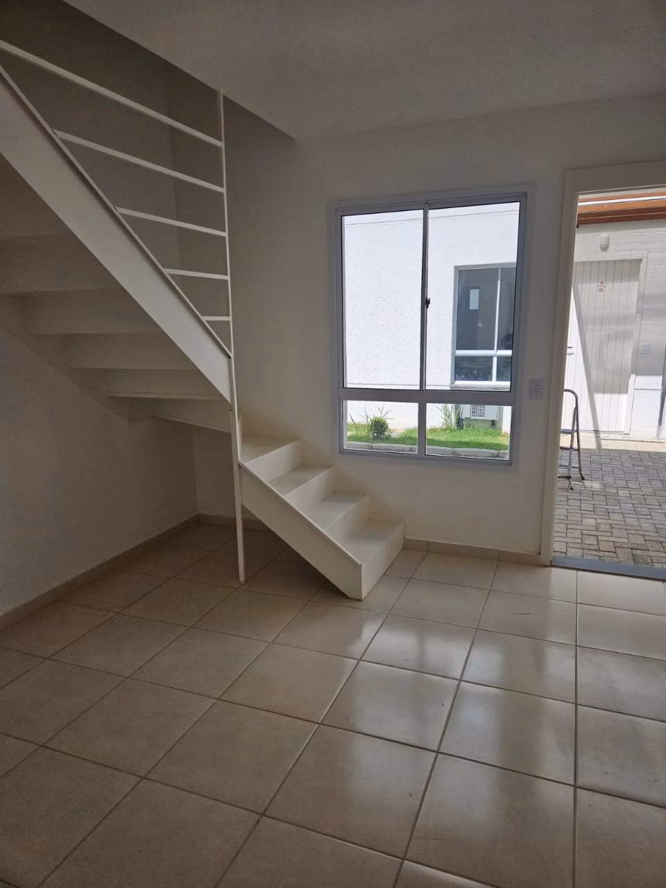 Casa à venda de 59 m² em Cotia, SP