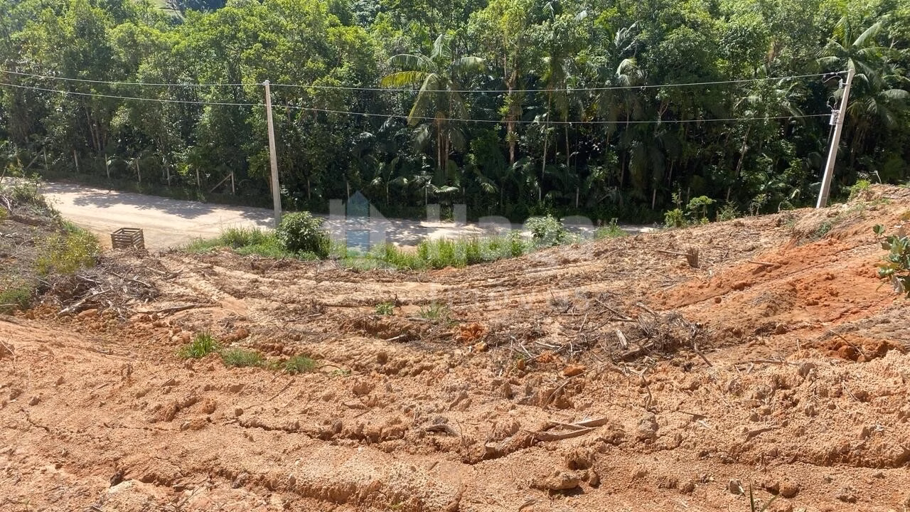 Terreno de 726 m² em Guabiruba, SC