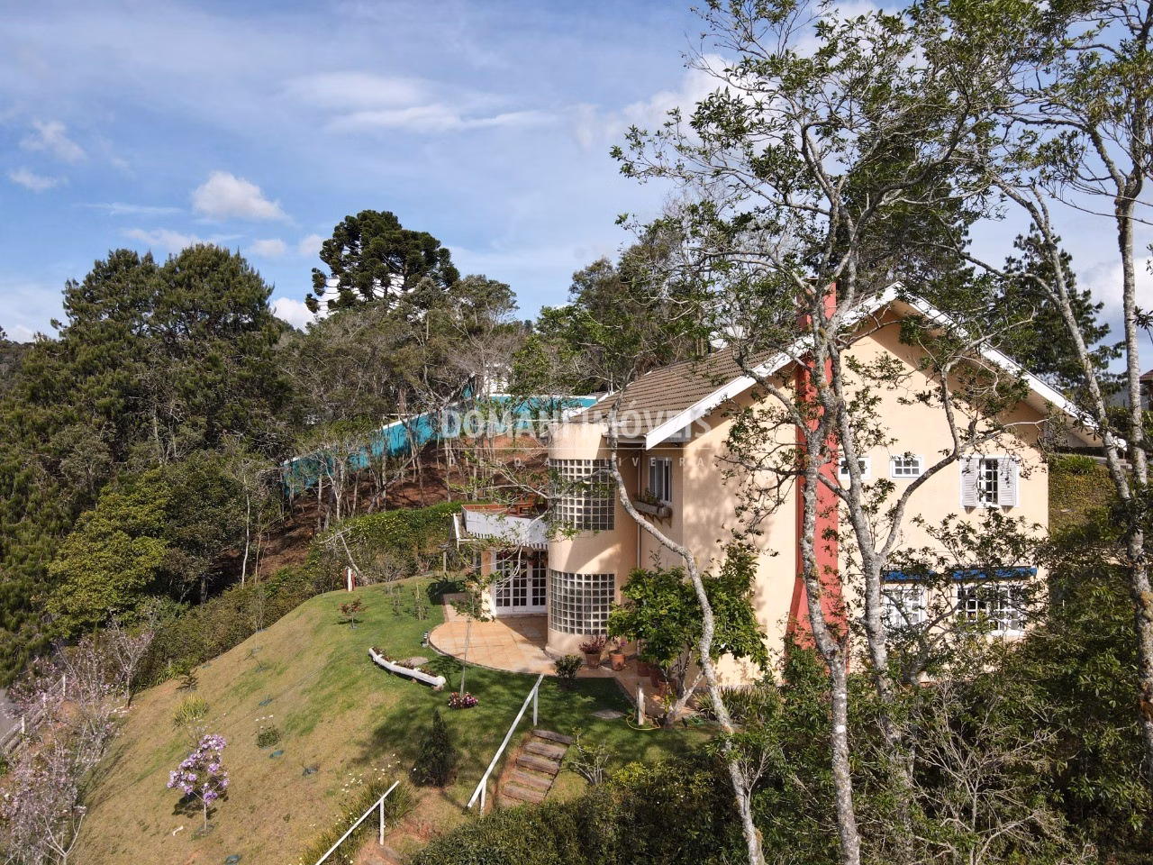 House of 1,115 m² in Campos do Jordão, SP, Brazil