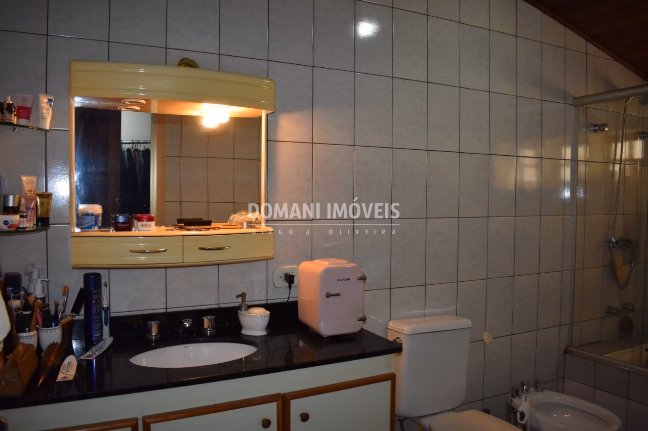 Casa de 1.115 m² em Campos do Jordão, SP