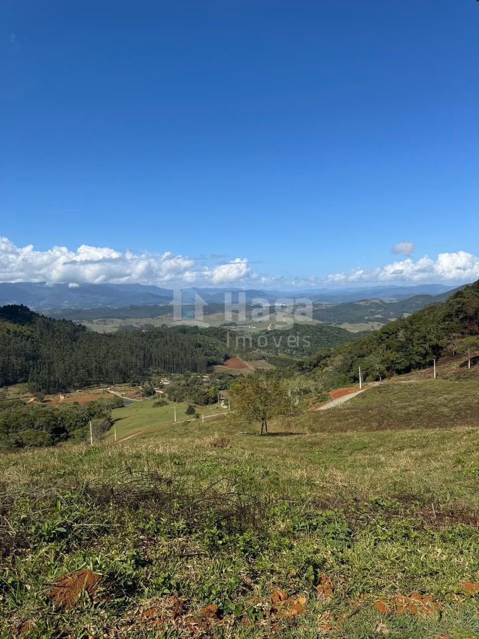 Chácara de 3.484 m² em Canelinha, SC