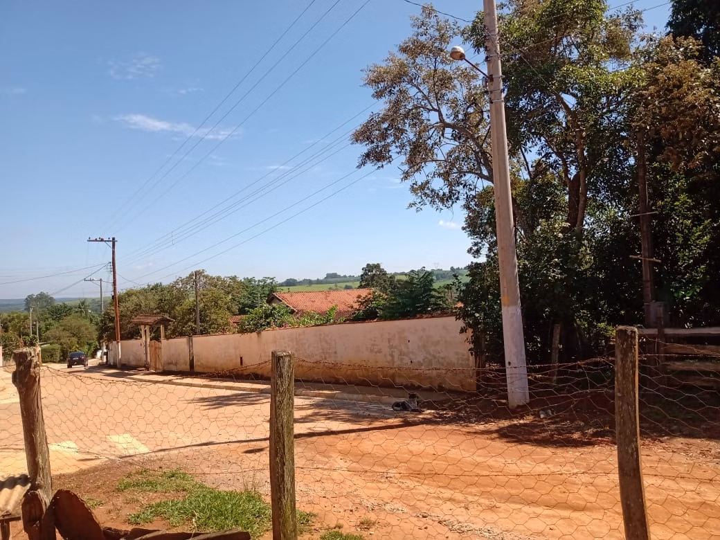 Chácara de 1.000 m² em São Miguel Arcanjo, SP