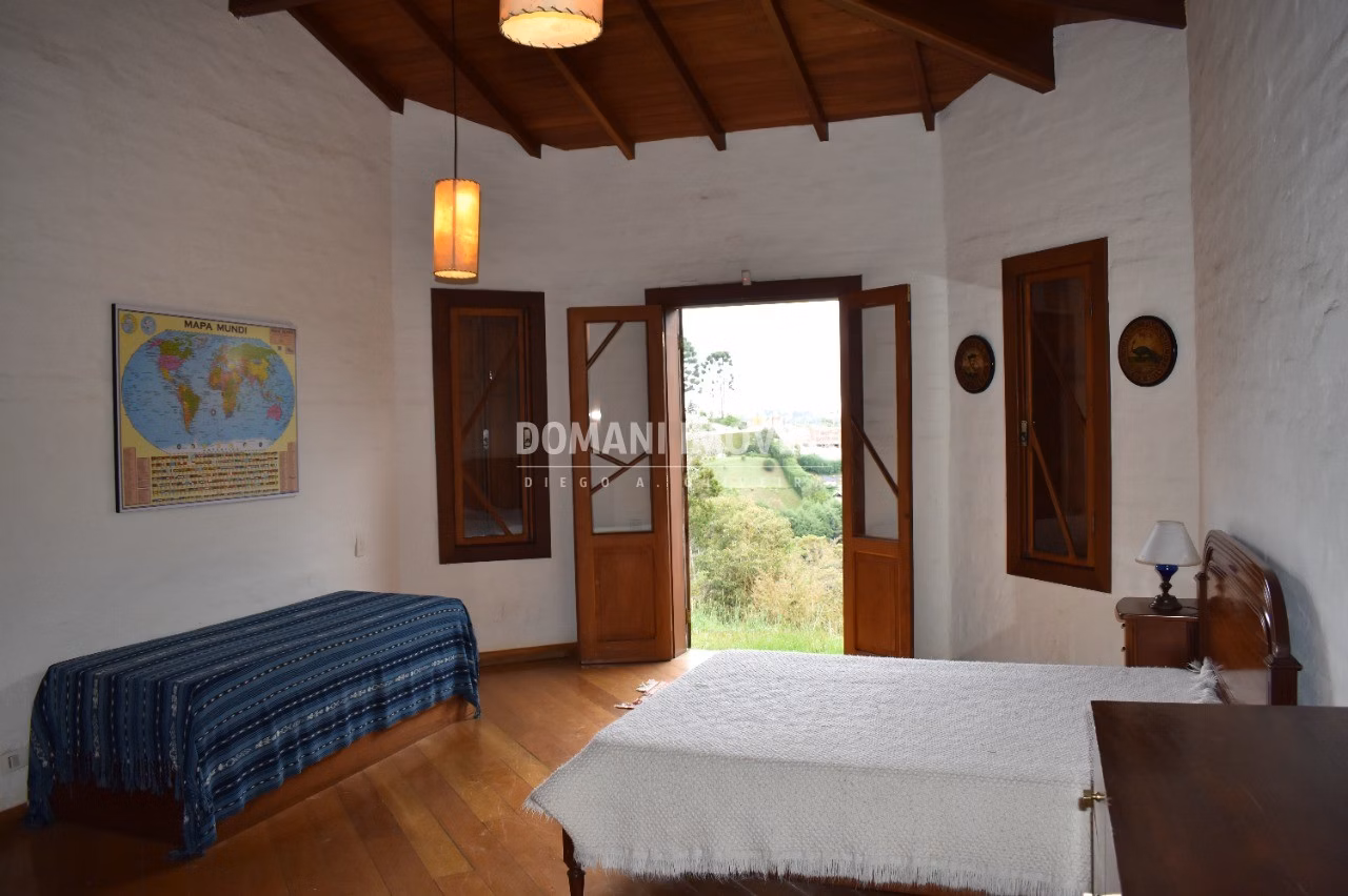 Casa de 1.800 m² em Campos do Jordão, SP