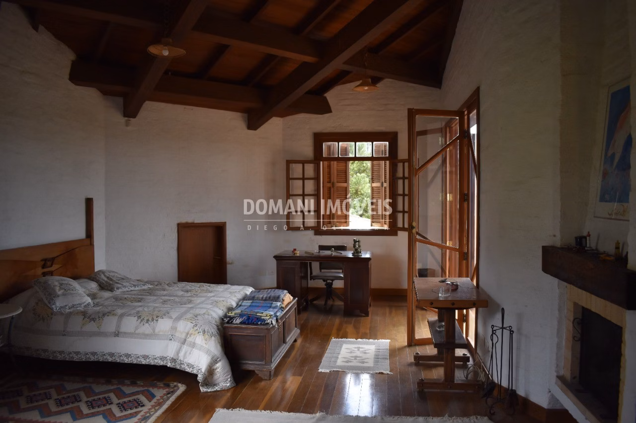 House of 1,800 m² in Campos do Jordão, SP, Brazil