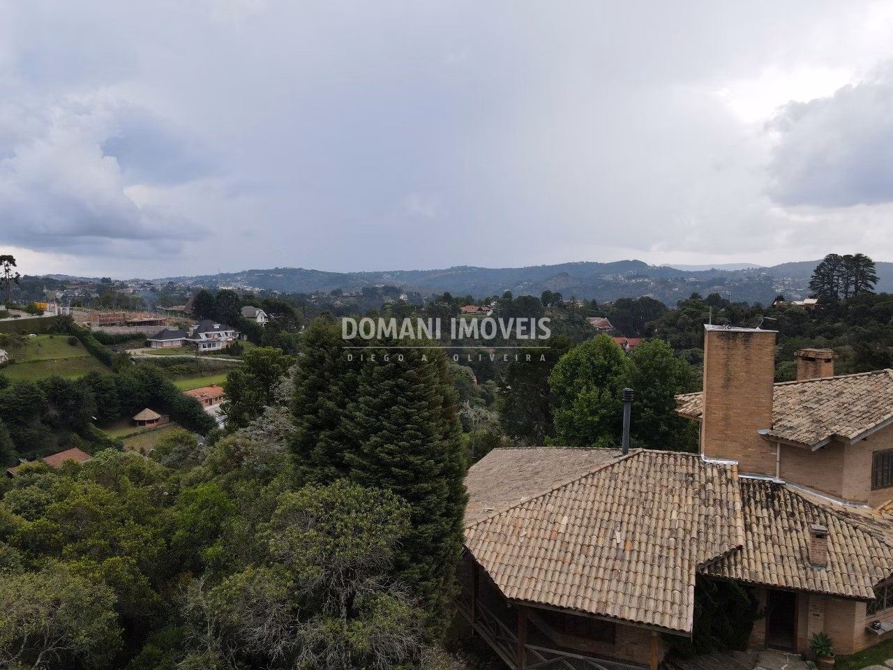 House of 1,800 m² in Campos do Jordão, SP, Brazil