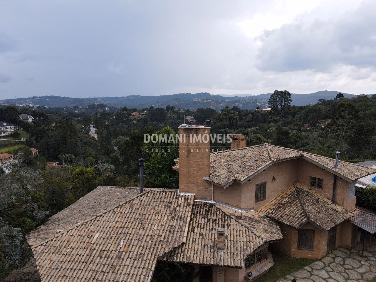 House of 1,800 m² in Campos do Jordão, SP, Brazil