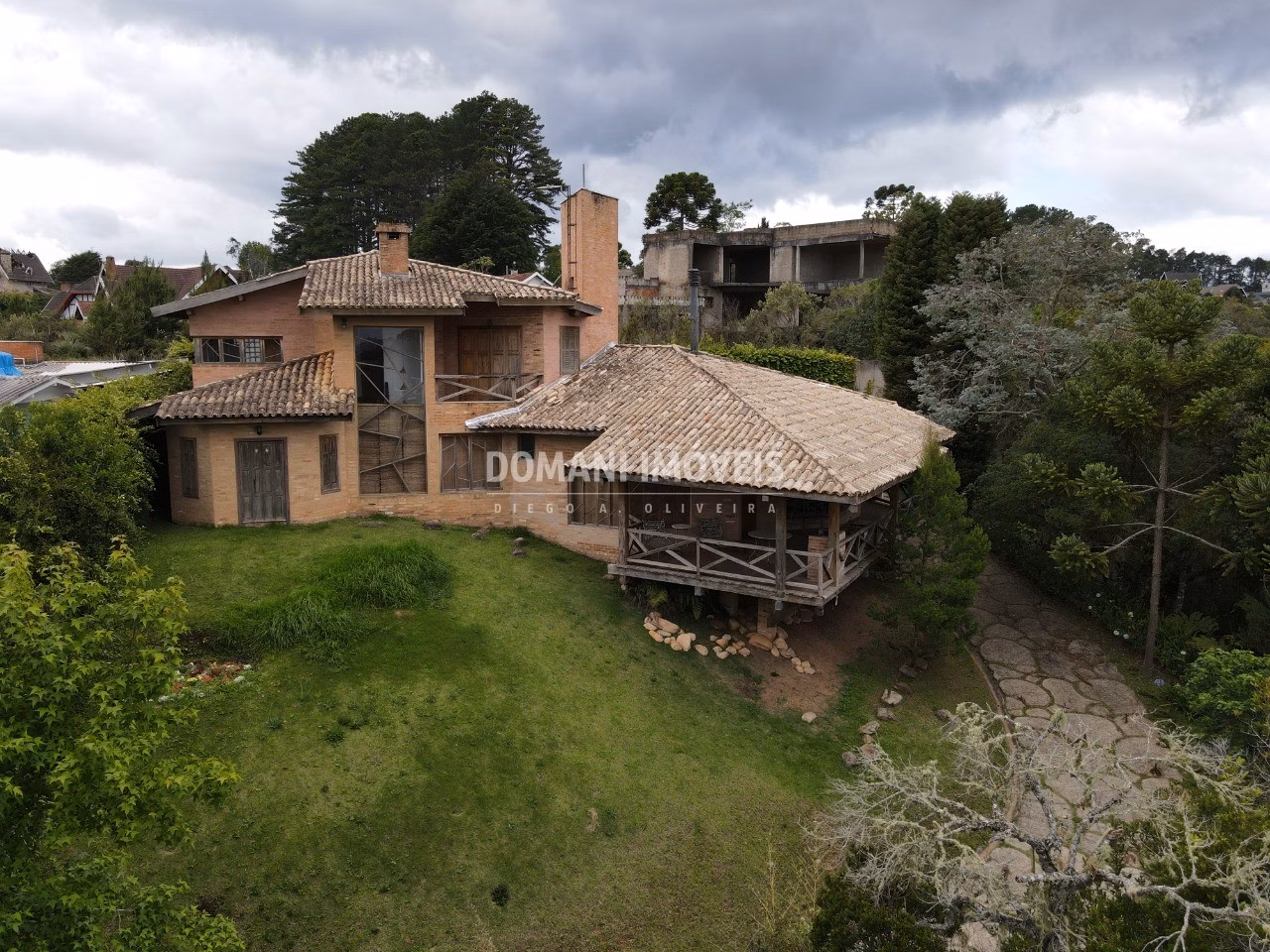 House of 1,800 m² in Campos do Jordão, SP, Brazil