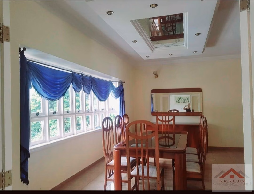 Casa de 800 m² em Vinhedo, SP