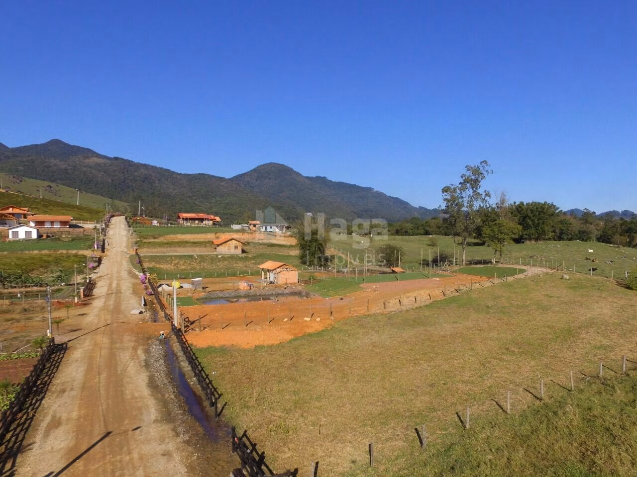 Chácara de 2.010 m² em Canelinha, SC