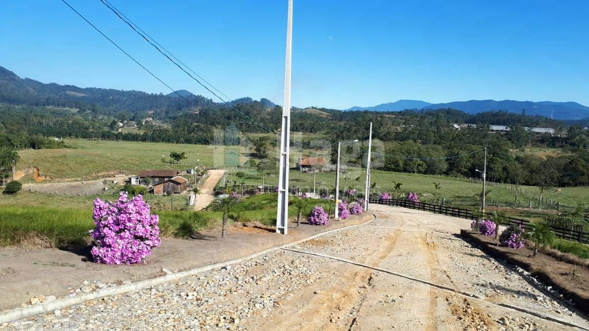 Chácara de 2.010 m² em Canelinha, SC